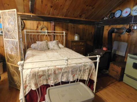 31 Swan Lane Dexter ME 04930