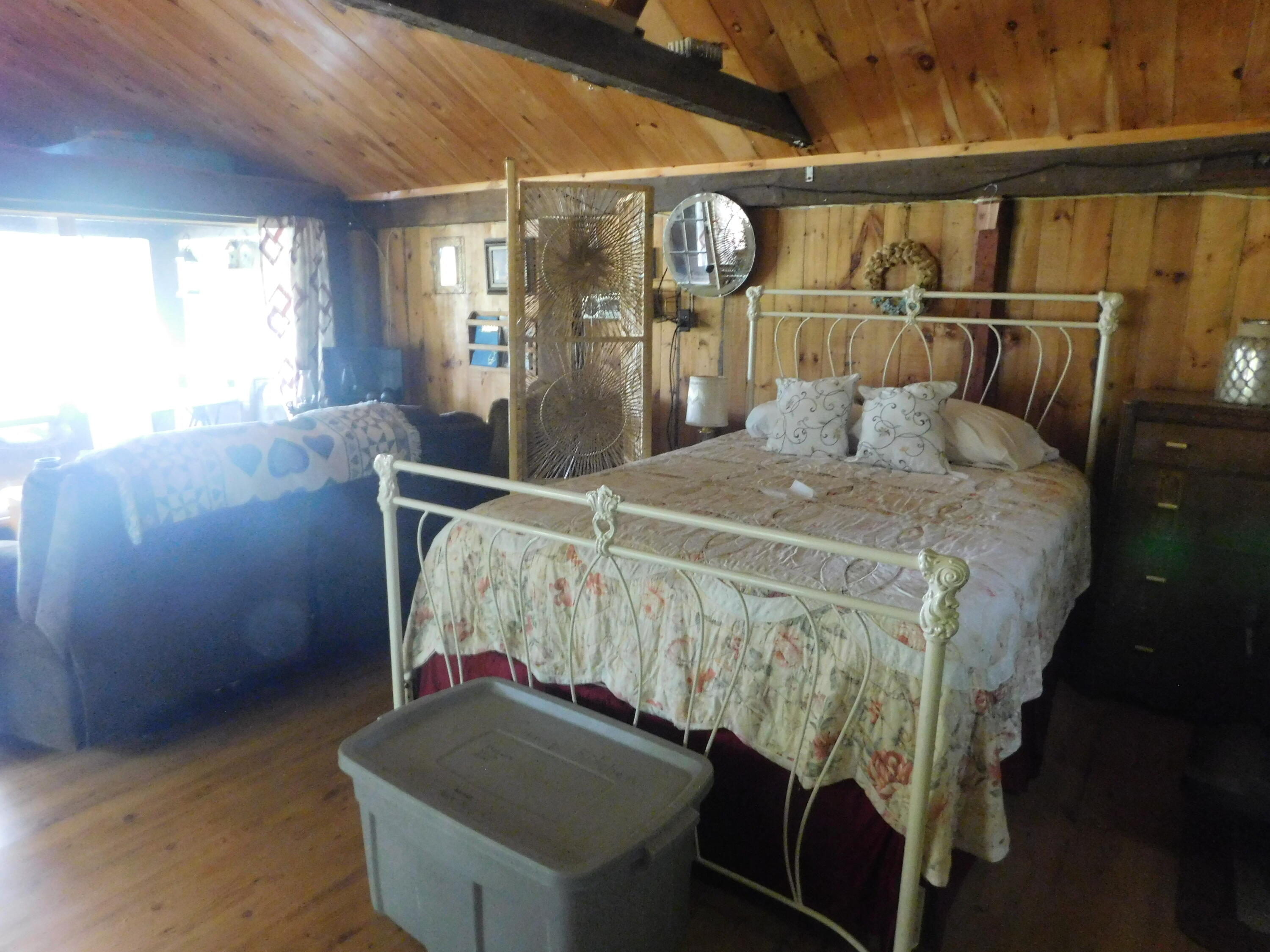 31 Swan Lane Dexter ME 04930