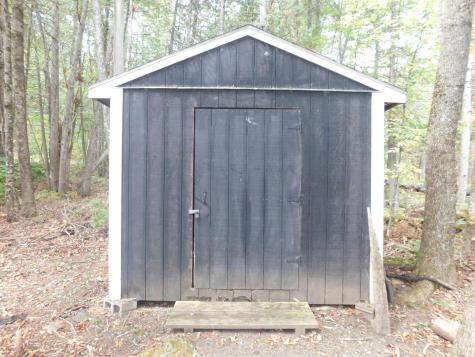 31 Swan Lane Dexter ME 04930