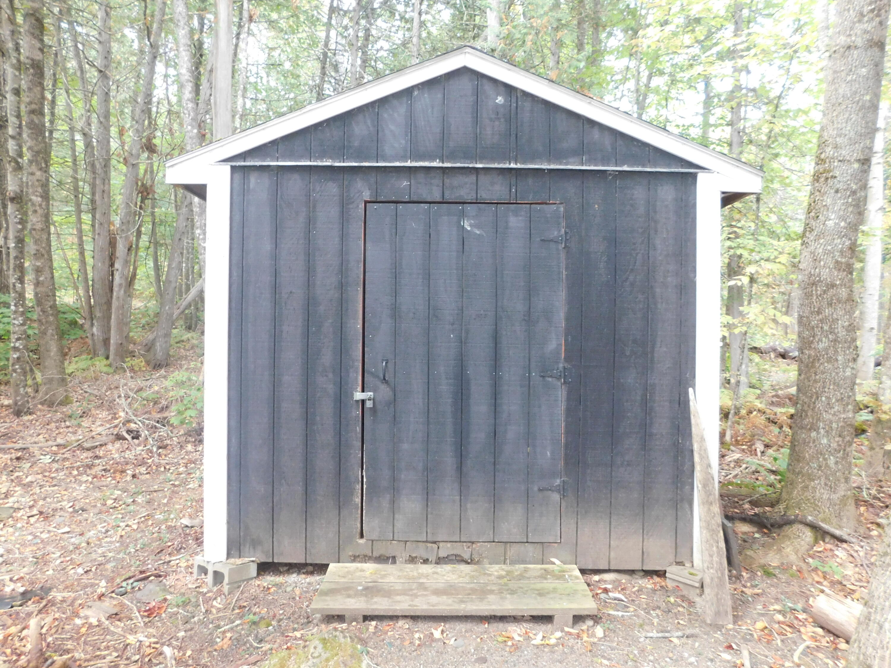 31 Swan Lane Dexter ME 04930