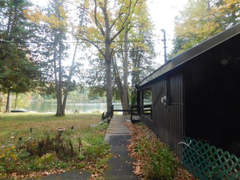 31 Swan Lane Dexter ME 04930