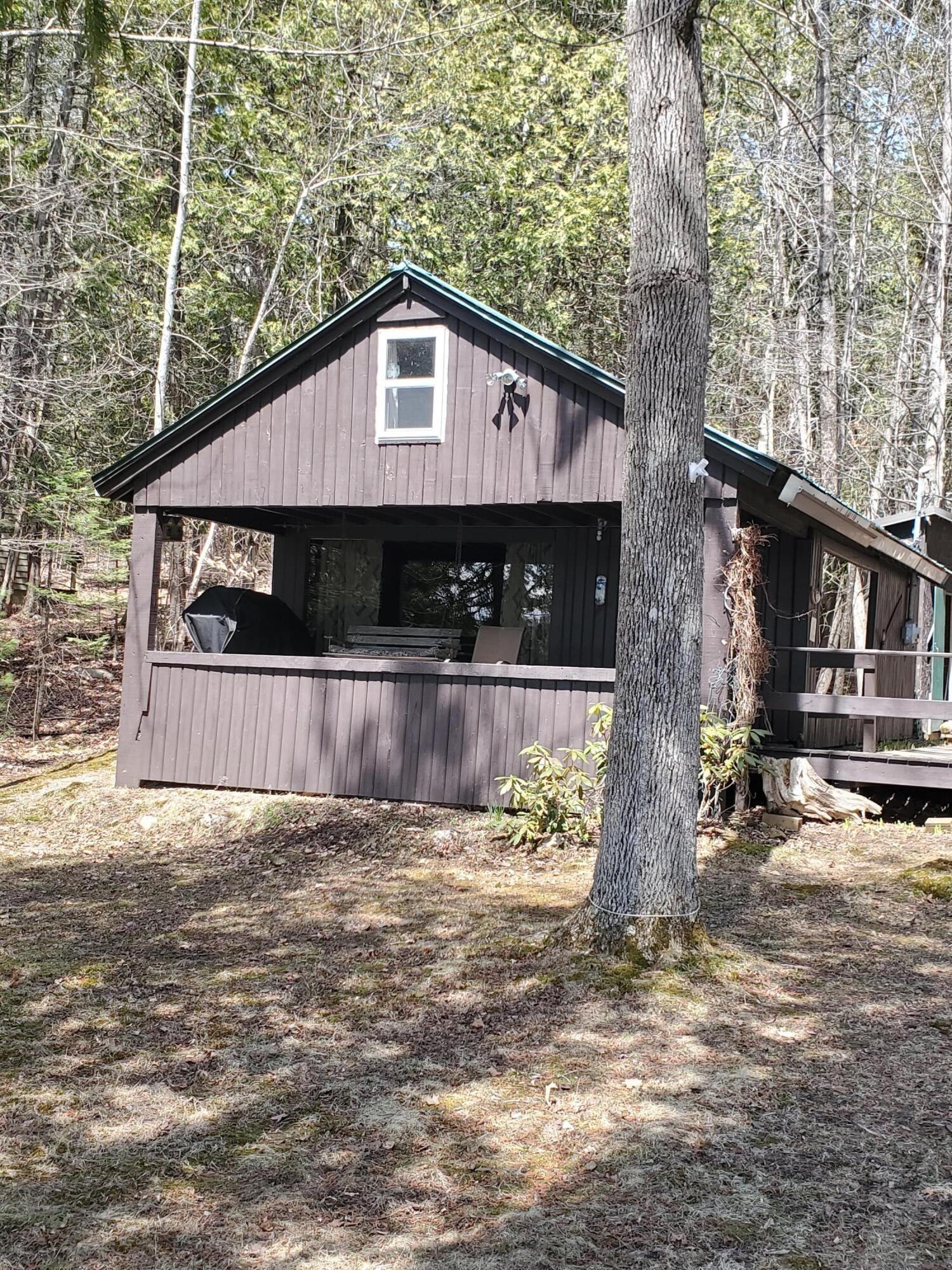 31 Swan Lane Dexter ME 04930