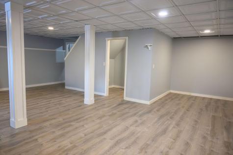 589 Post Road Bowdoinham ME 04008