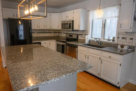 589 Post Road Bowdoinham ME 04008