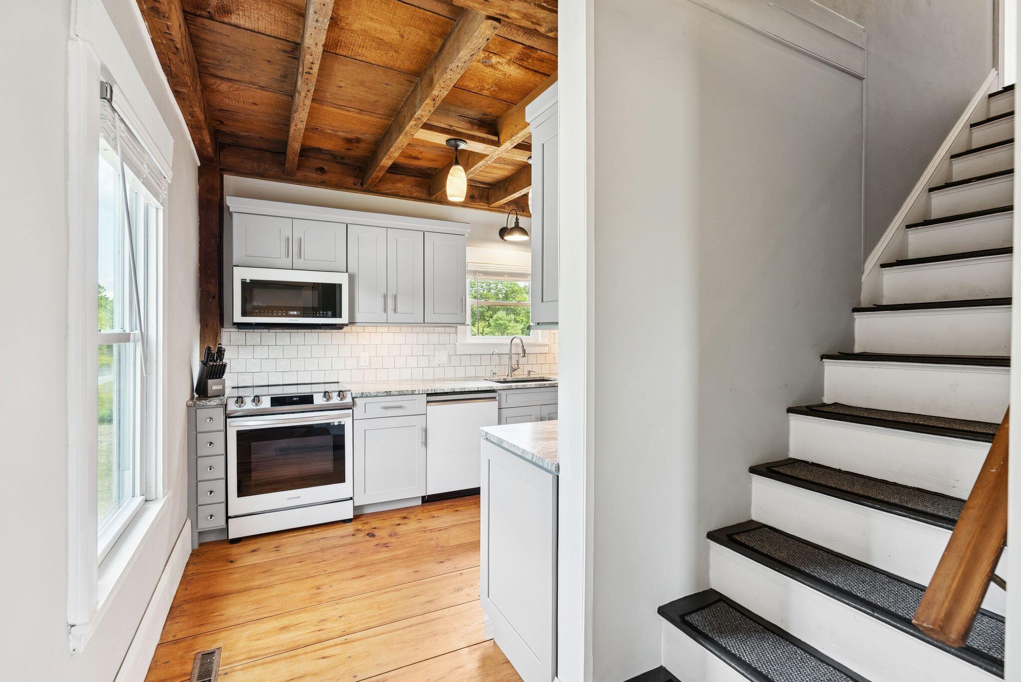 48 U.s. Route 1 Nobleboro ME 04555