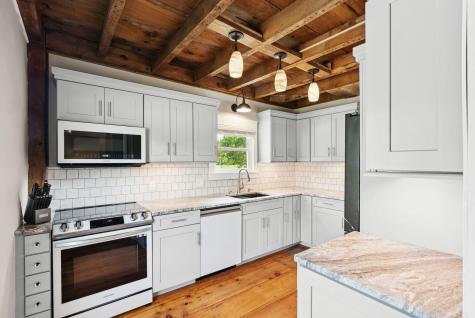 48 U.s. Route 1 Nobleboro ME 04555