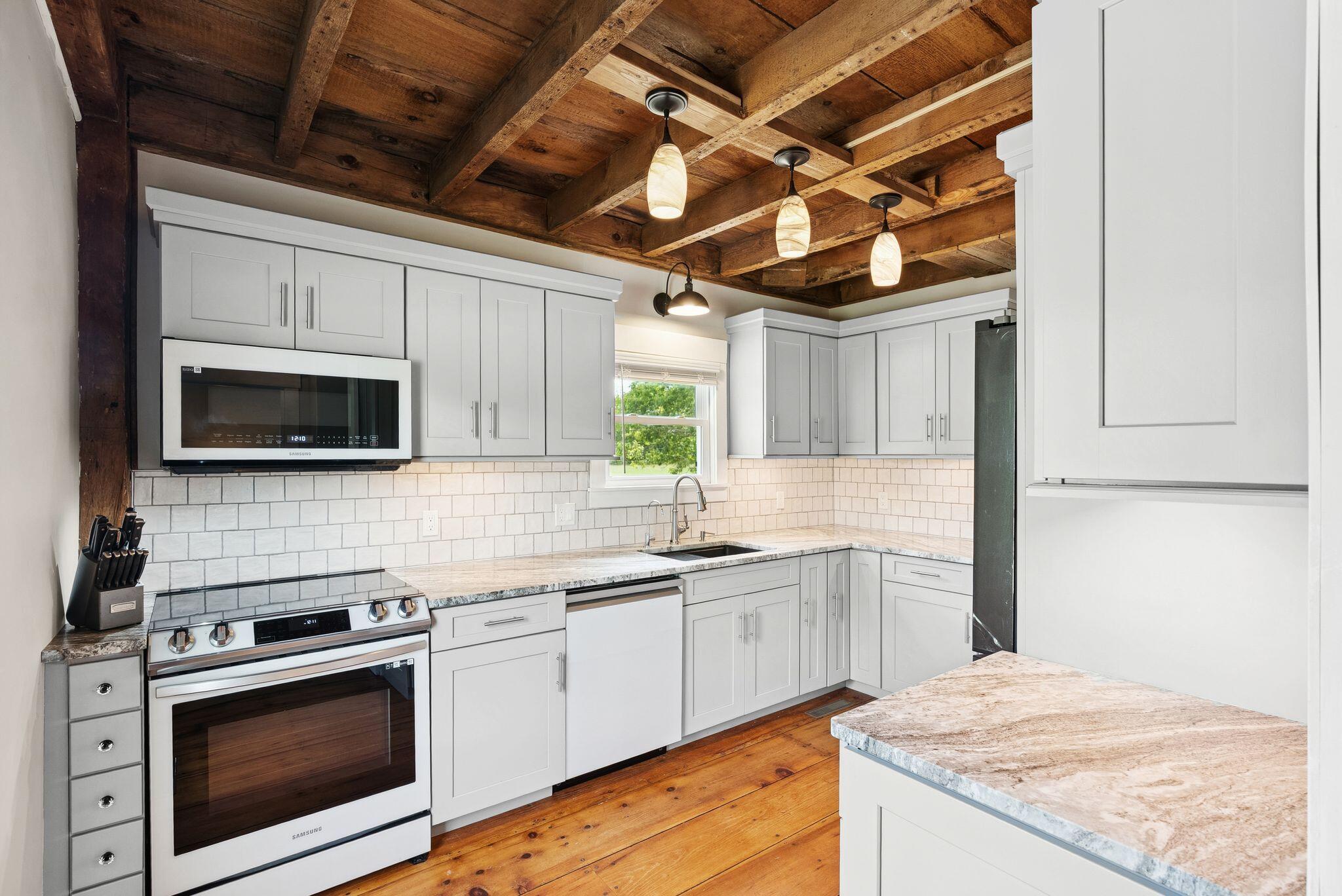 48 U.s. Route 1 Nobleboro ME 04555