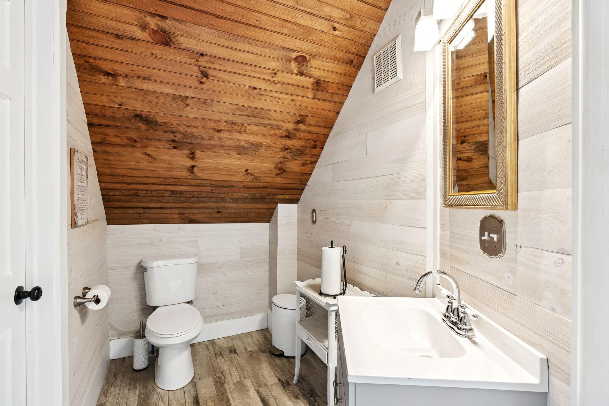 48 U.s. Route 1 Nobleboro ME 04555