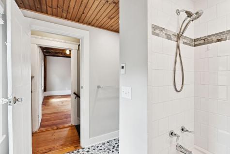 48 U.s. Route 1 Nobleboro ME 04555