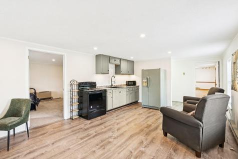 48 U.s. Route 1 Nobleboro ME 04555