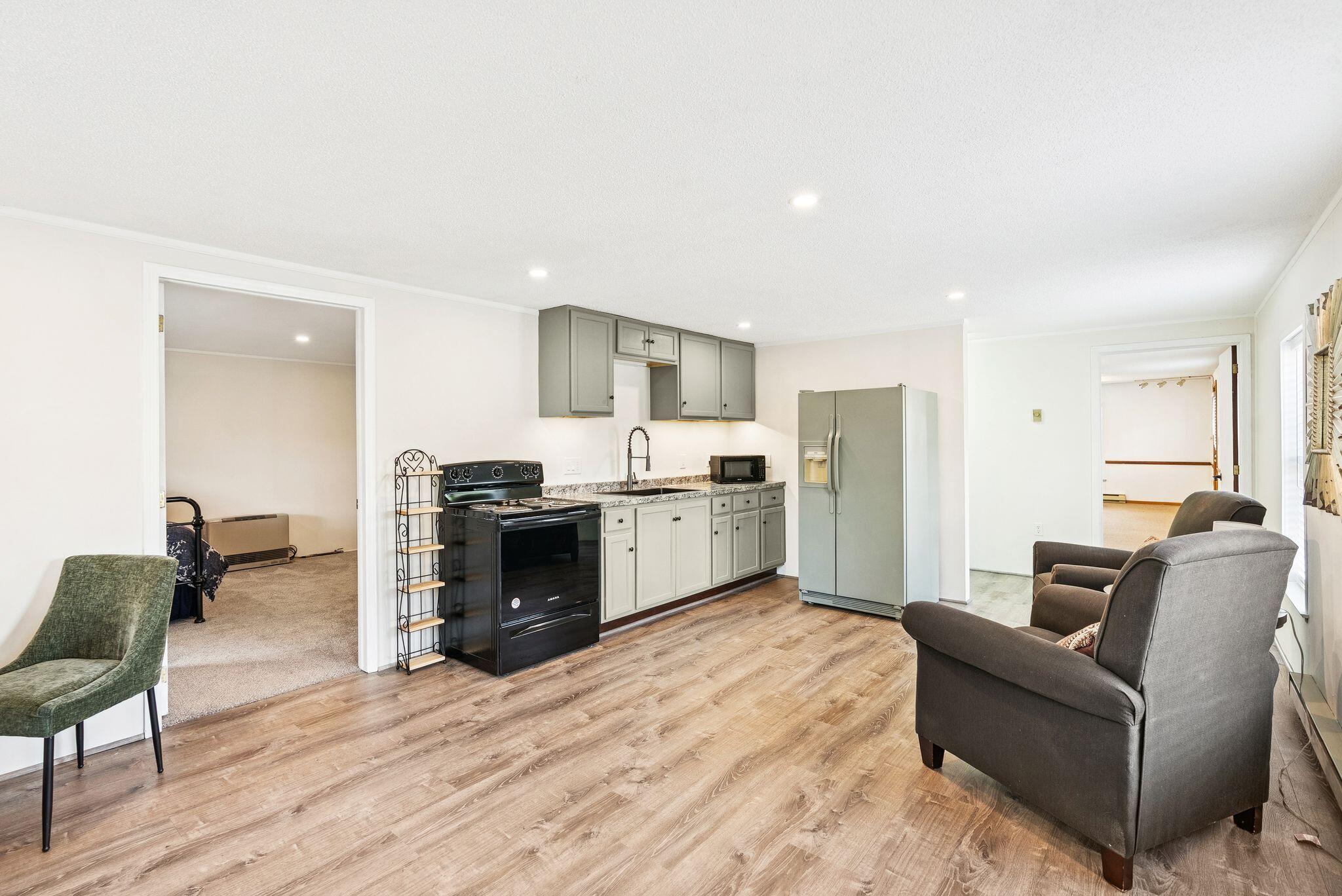 48 U.s. Route 1 Nobleboro ME 04555