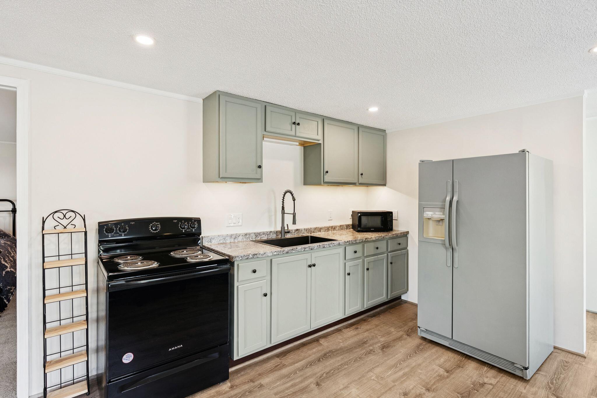 48 U.s. Route 1 Nobleboro ME 04555