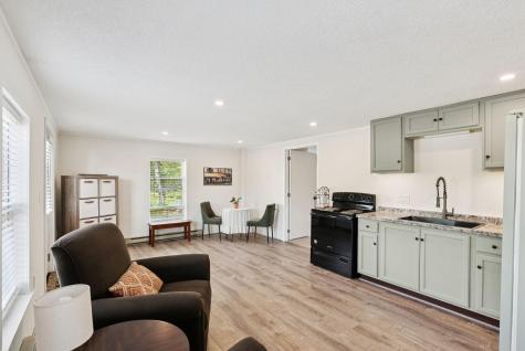 48 U.s. Route 1 Nobleboro ME 04555