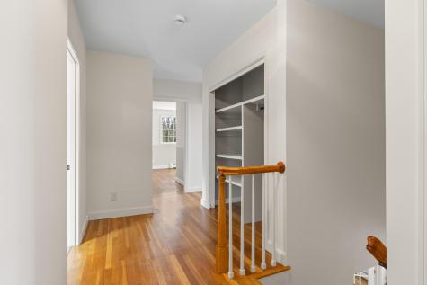 847 Middlesex Road Topsham ME 04086
