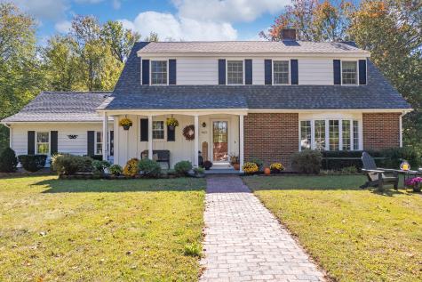 847 Middlesex Road Topsham ME 04086