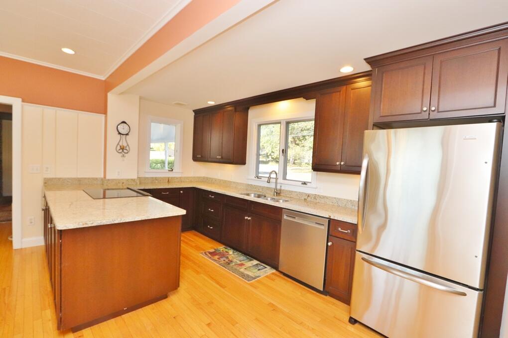 59 Summer Street Hampden ME 04444