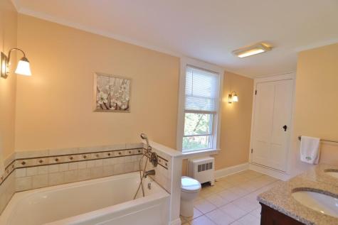 59 Summer Street Hampden ME 04444