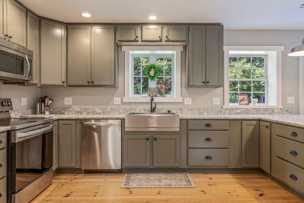 18 Laura Whitney Drive North Yarmouth ME 04097