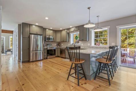 18 Laura Whitney Drive North Yarmouth ME 04097