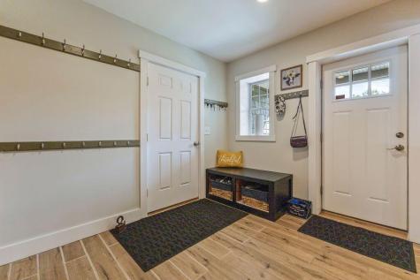 18 Laura Whitney Drive North Yarmouth ME 04097