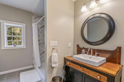 18 Laura Whitney Drive North Yarmouth ME 04097