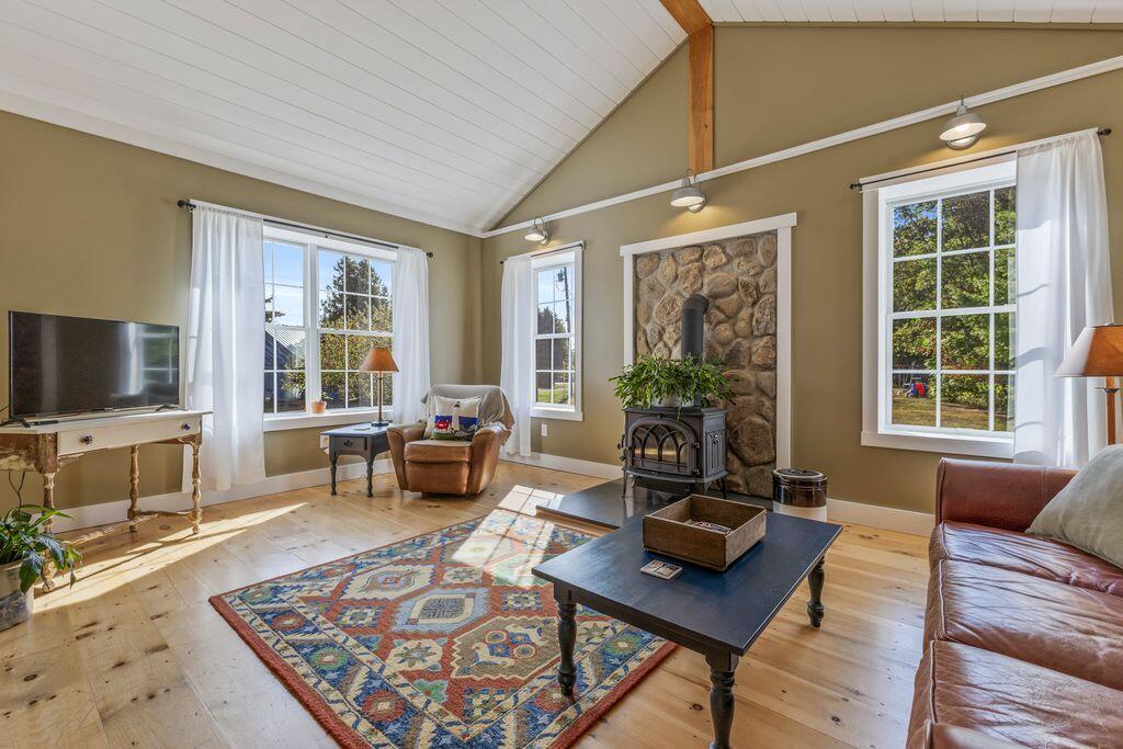 18 Laura Whitney Drive North Yarmouth ME 04097