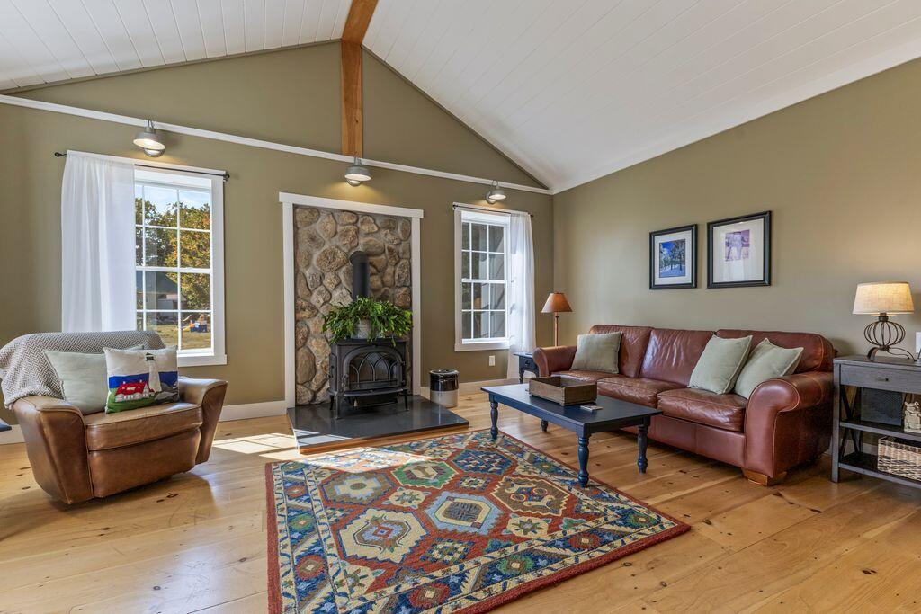 18 Laura Whitney Drive North Yarmouth ME 04097