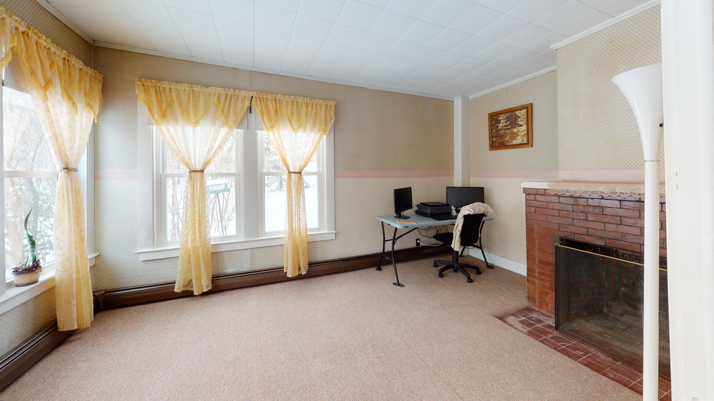 46 Maple Street Monmouth ME 04259