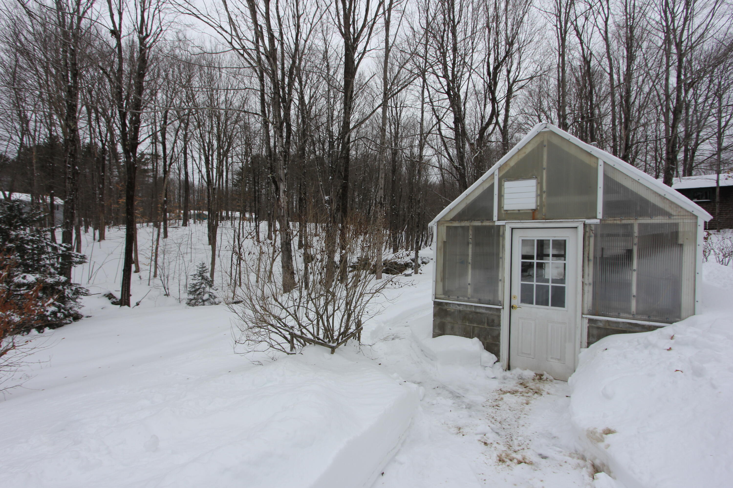 46 Maple Street Monmouth ME 04259