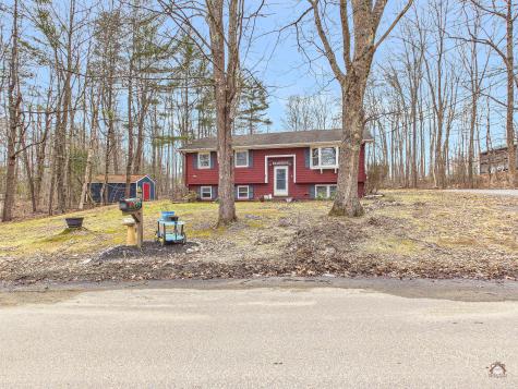 20 Pinewood Drive Wiscasset ME 04578