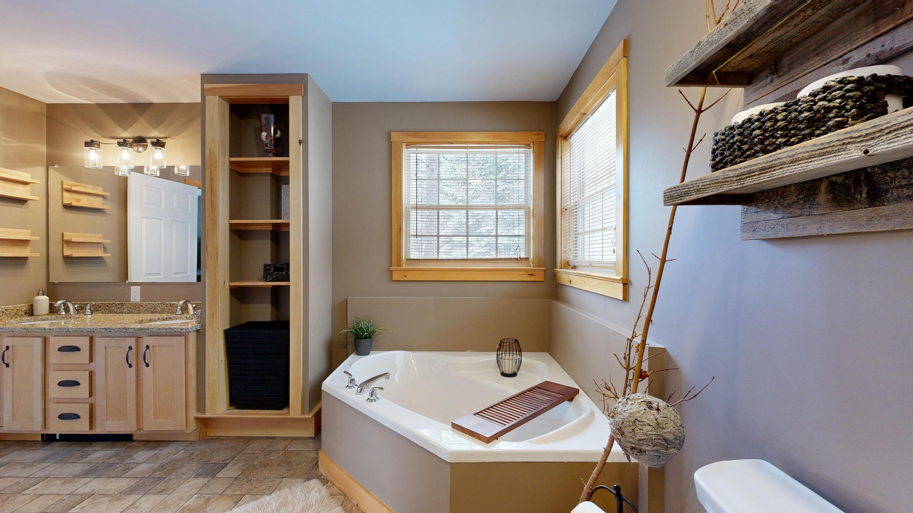 126 Glades View Avenue Newry ME 04261