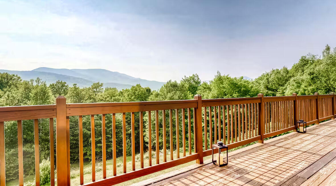 126 Glades View Avenue Newry ME 04261