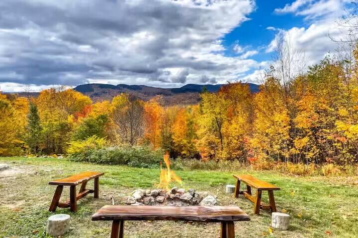 126 Glades View Avenue Newry ME 04261