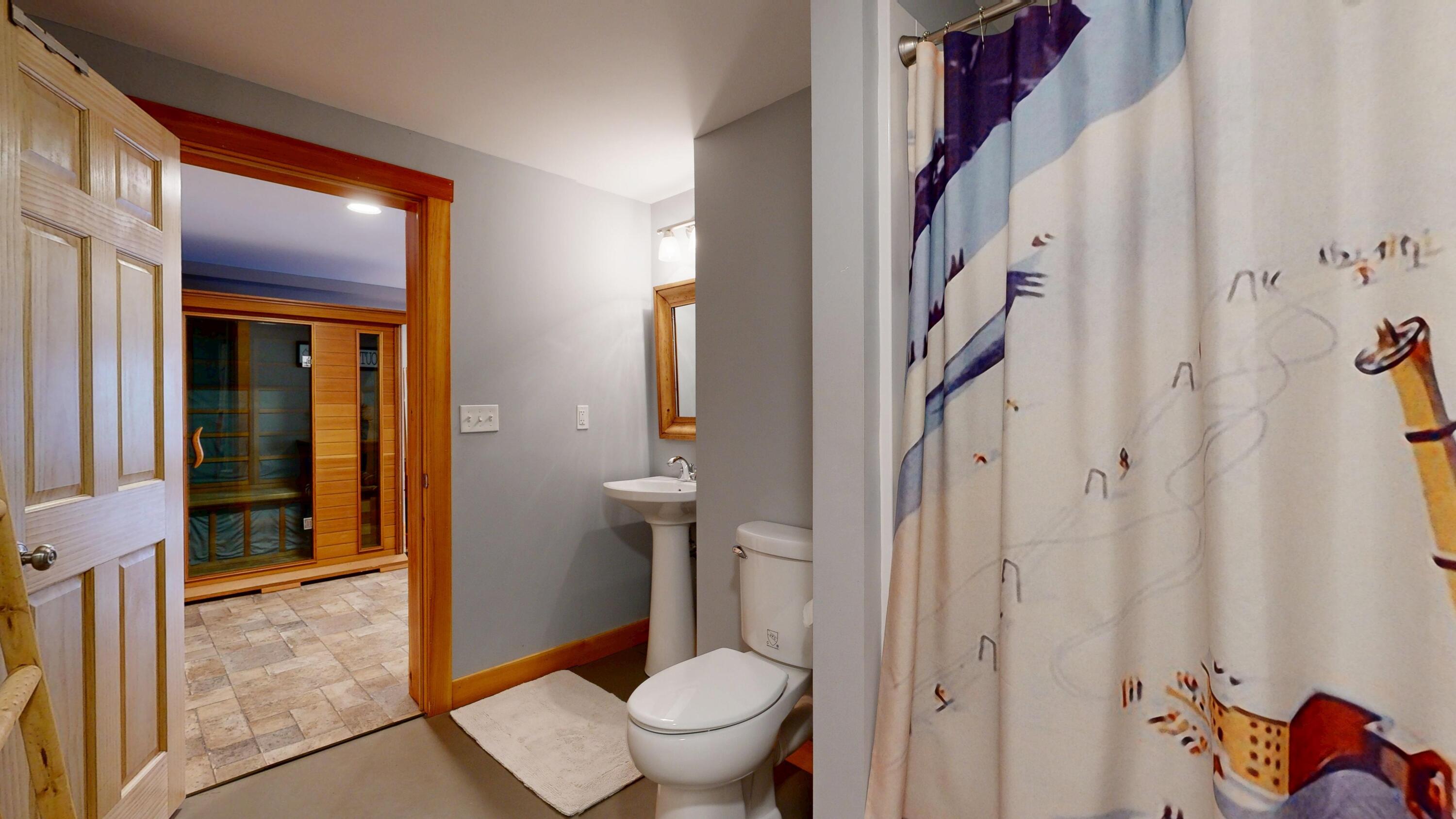 126 Glades View Avenue Newry ME 04261