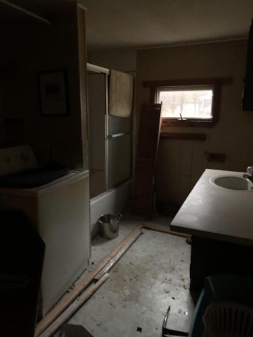 2 Houghton Street Auburn ME 04210