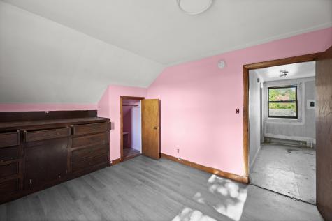 484 W River Road Augusta ME 04330