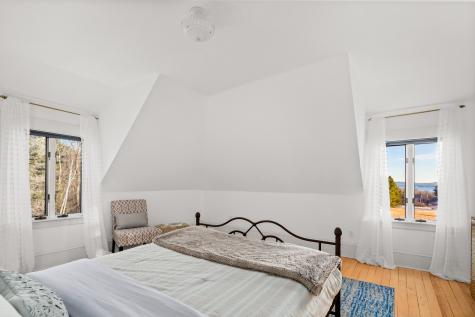 26 Old Searsport Avenue Belfast ME 04915