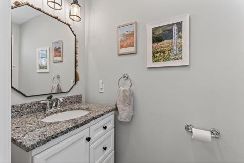 12 Robinson Road Scarborough ME 04074