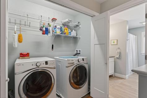 12 Robinson Road Scarborough ME 04074