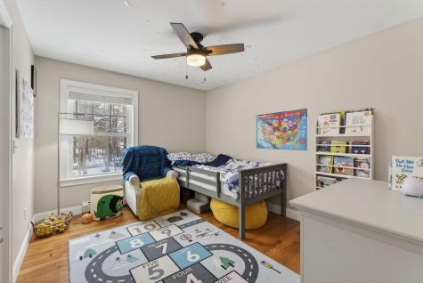 12 Robinson Road Scarborough ME 04074