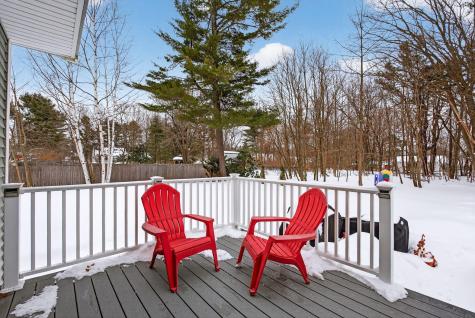 12 Robinson Road Scarborough ME 04074