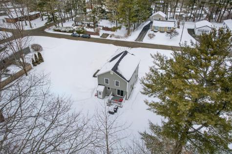 12 Robinson Road Scarborough ME 04074