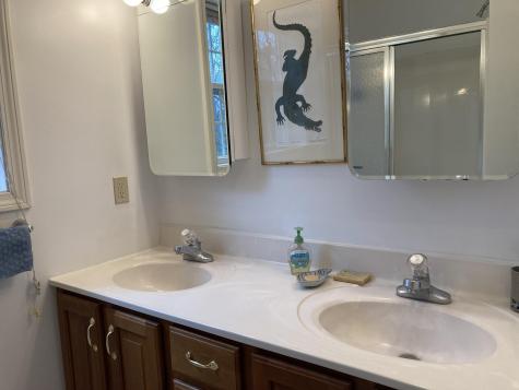 167 Maddocks Ellsworth ME 04605