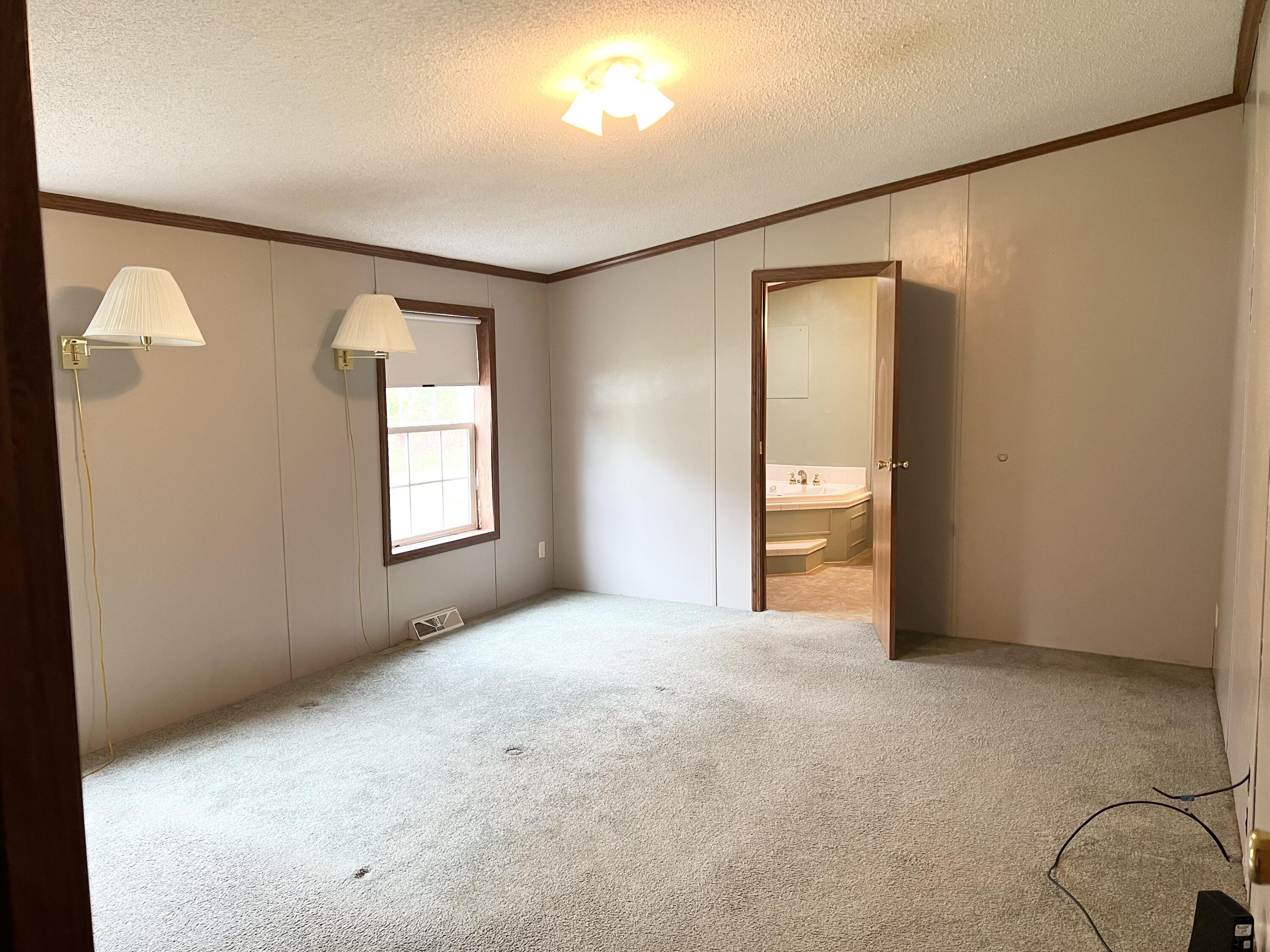 2 Windsor Drive Alfred ME 04002