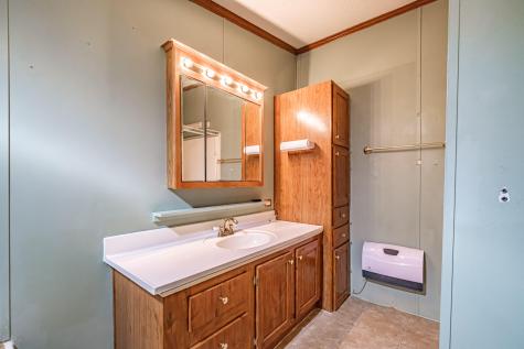 2 Windsor Drive Alfred ME 04002