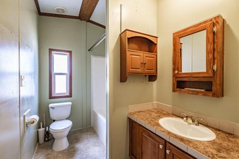 2 Windsor Drive Alfred ME 04002