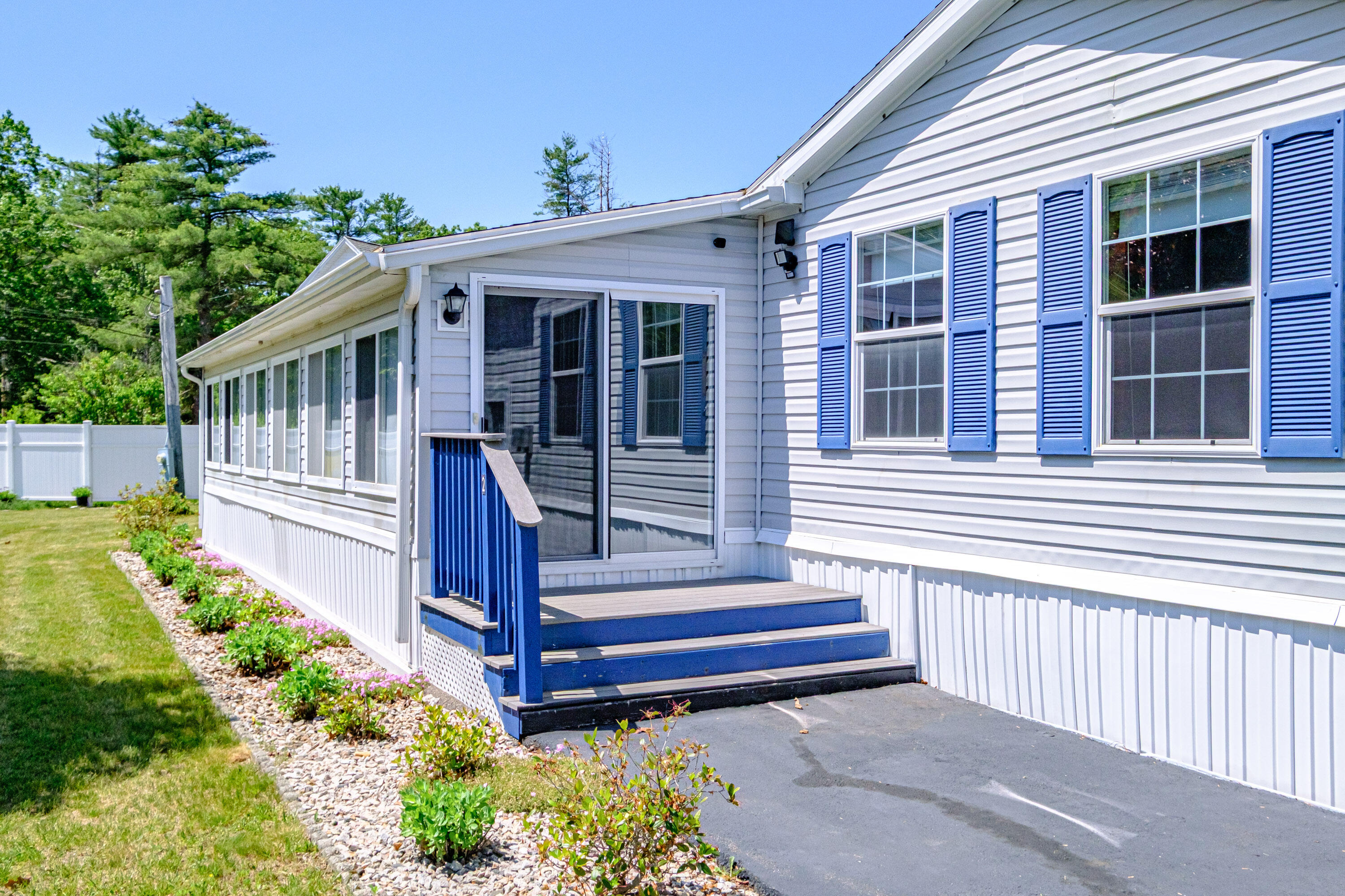 2 Windsor Drive Alfred ME 04002