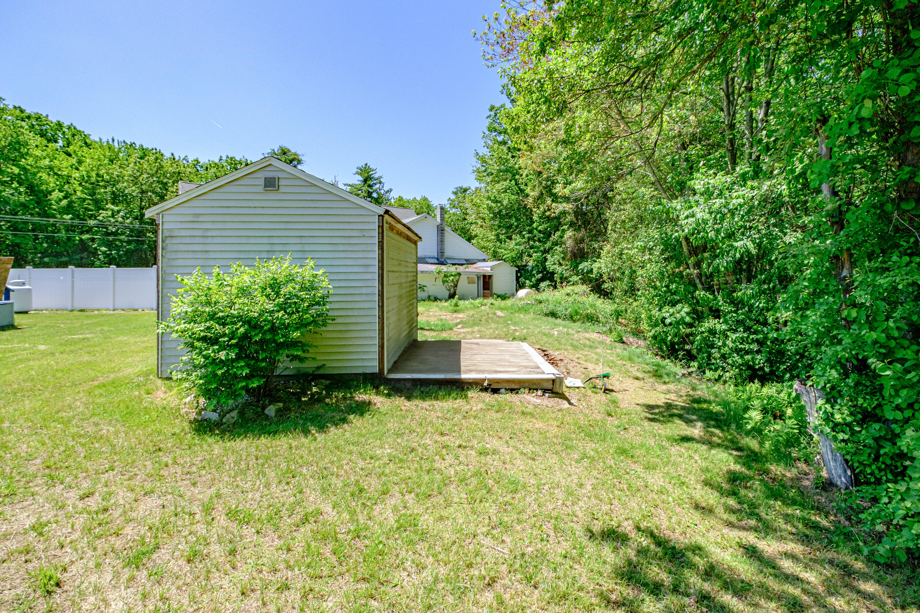 2 Windsor Drive Alfred ME 04002