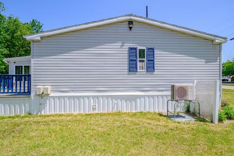 2 Windsor Drive Alfred ME 04002