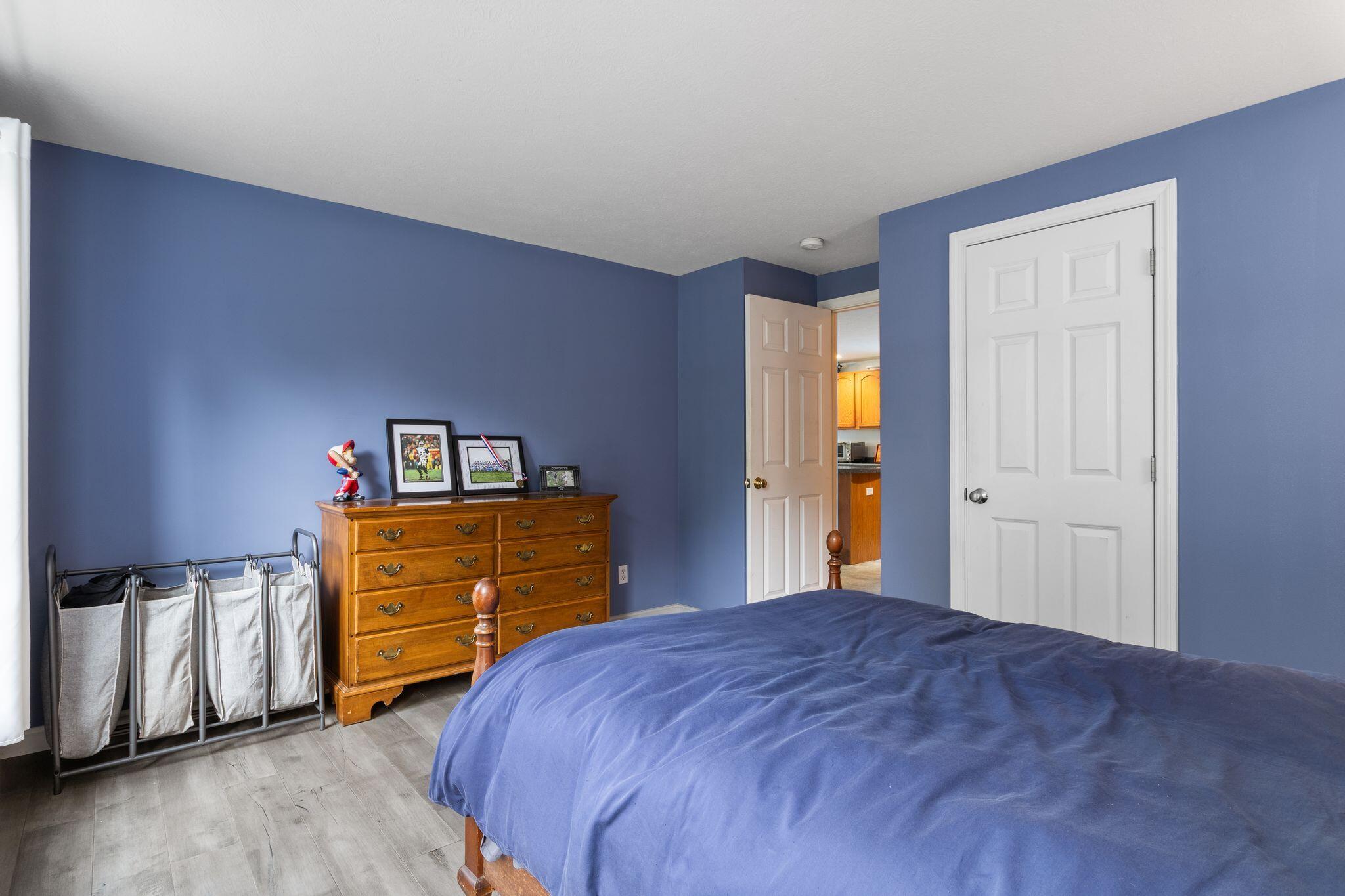 17 Fox Track Buxton ME 04093